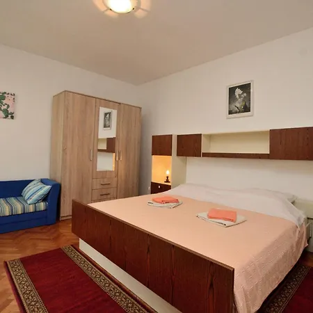 Apartment Nada *