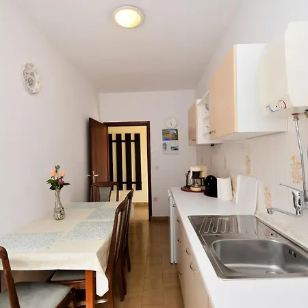 Nada Apartment *